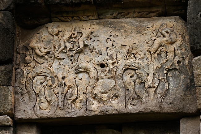 Prasat Sa Kamphaeng Yai-066